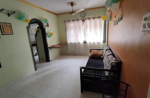 Surat House | Nice apartment with bedroom and kitchen free Wifi