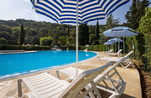 Strunjan Apartment | Nice apartment with pool, A/C, WIFI, TV, terrace, pets allowed, panoramic view and parking