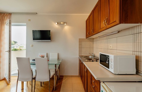 Herceg Novi Apartment | Nice appartment on the top of hill, without noisy.
