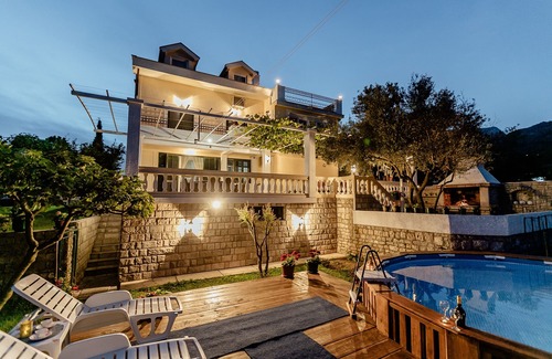 Herceg Novi Apartment | Nice appartment on the top of hill, without noisy.