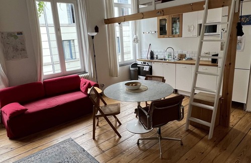 Postel House | Nice arty Apartment, in a old fashion house of Ixelles in Center Brussels