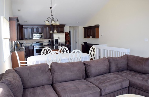 Townsend's Inlet House | Nice Beach Block townhouse, upgraded for 2022