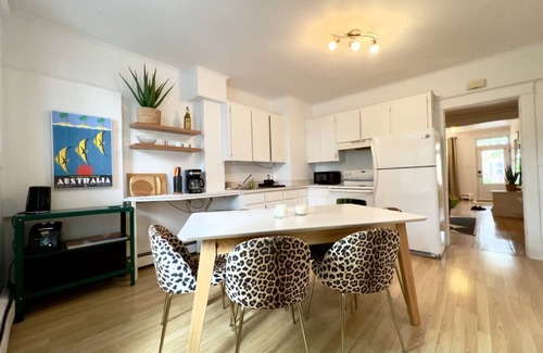 Vieux-Limoilou Condo | Nice Condo with Parking in Limoilou
