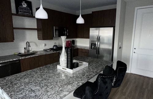 Summerhill Apartment | Nice Cozy Condo With City View.