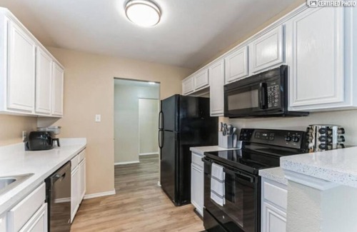 Garland House | Nice Cozy Home w/Lake Access