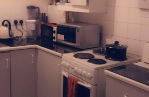 Acton Apartment | Nice double room close to central london located on shepherd bush