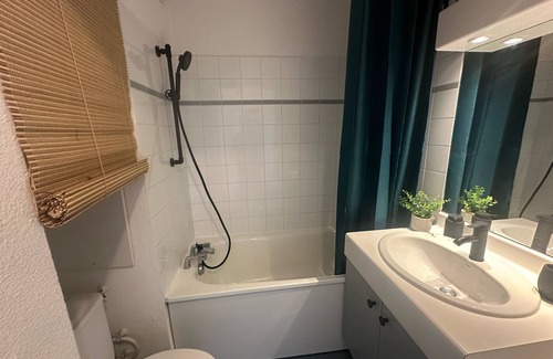 Gieres Apartment | Nice duplex in quiet Grenoble suburb, 10 minutes from campus
