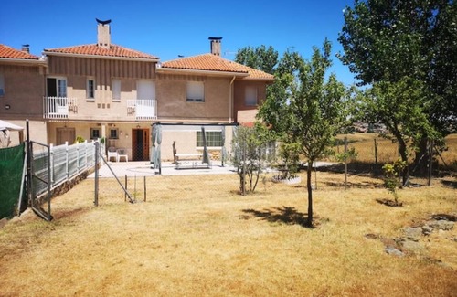 San Cristobal de Segovia House | Nice house with garden CASASOLA