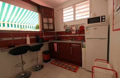 Le Moule Cottage | Nice F2 with terrace and private pool