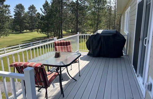 Upper Peninsula Michigan House | Nice family home on golf course and snowmobile/bike trail.