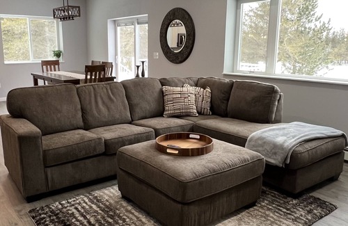 Upper Peninsula Michigan House | Nice family home on golf course and snowmobile/bike trail.