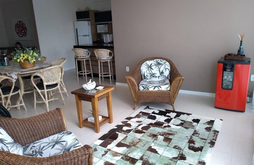 Itapema Apartment | Nice fit, walk in the sand and great location