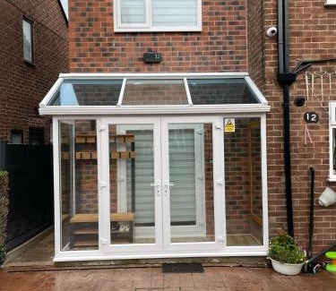 Broadheath Apartment | Nice flat for stay in and rest
