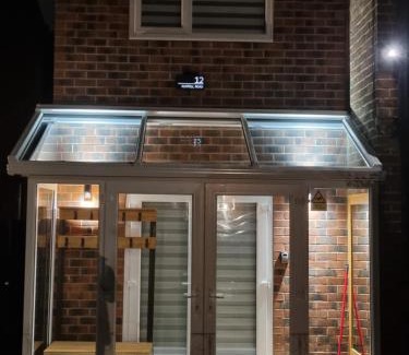 Broadheath Apartment | Nice flat for stay in and rest