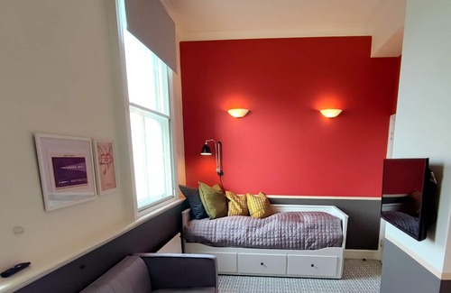 Barbican Apartment | Nice flat in a Victorian Bank building in great part of historic London
