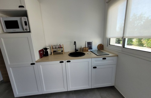 Chateauneuf-les-Martigues Villa | Nice villa with swimming pool +2 T2 for 15 people