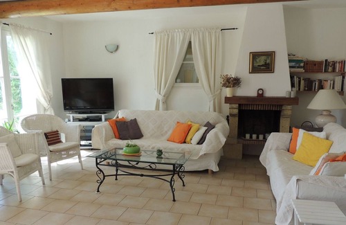 Saint-Maurice-sur-Eygues House | Nice holiday home in Saint-Maurice-sur-Eygues with garden