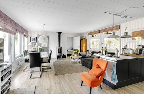 Julita House | Nice holiday home in Julita, Katrineholm | SE14002