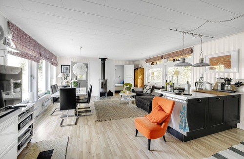 Julita Ski Chalet | Nice holiday home in Julita, Katrineholm | SE14002