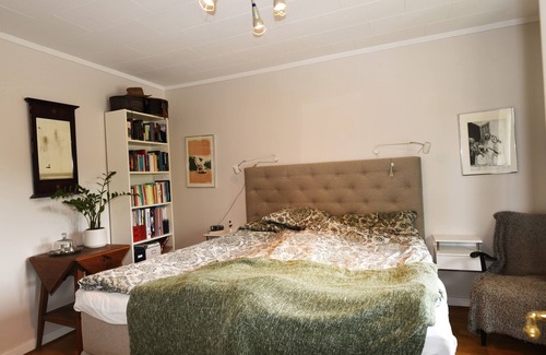 Uddevalla House | Nice holiday home in central Uddevalla with sauna | SE09025