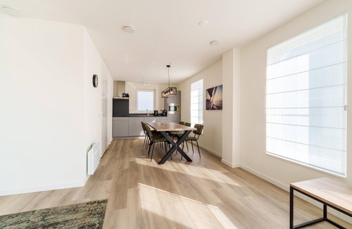 Municipality of Nissewaard House | Nice holiday home with sauna near a lake
