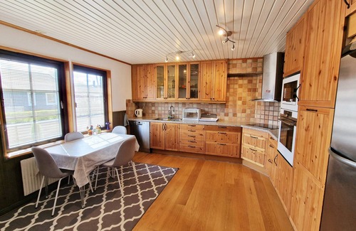 Asmundtorp House | Nice holiday home with outdoor pool in Billeberga, Landskorna | SE01049
