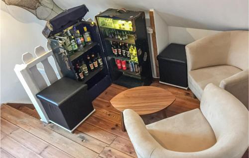 Alt Bukow House | Nice Home In Alt Bukow With Kitchen