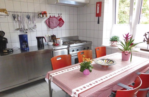 Auerbach House | Nice home in Auerbach with WiFi