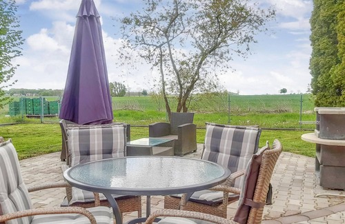 Behrenhoff House | Nice home in Behrenhoff with kitchen
