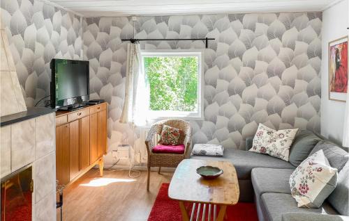 Granna House | Nice Home In Bjällebäck With Wifi