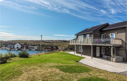 Bomlo House | Nice Home In Bremnes With Wifi