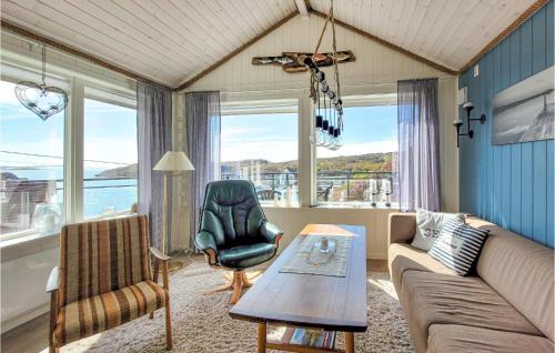 Bomlo House | Nice Home In Bremnes With Wifi