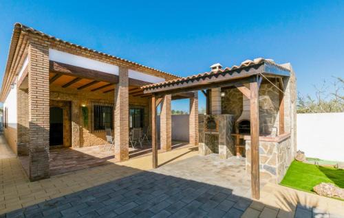 Casariche House | Nice Home In Casariche With Wifi