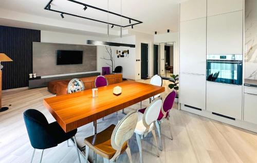 Kras House | Nice Home In Dobrinj With Wifi