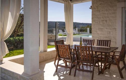 Sibenik House | Nice Home In Dubrava Kod Sibenika