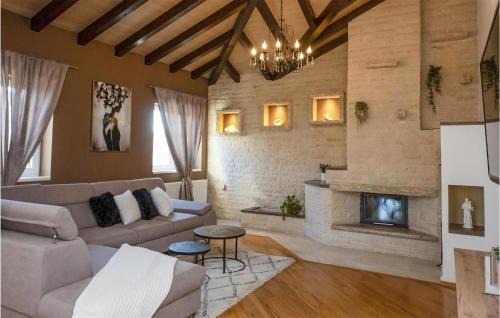 Sibenik House | Nice Home In Dubrava Kod Sibenika