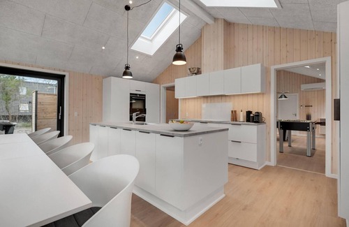 Egsmark Strand House | Nice home in Ebeltoft with sauna