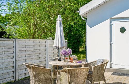 Egsmark Strand House | Nice Home In Ebeltoft With 4 Bedrooms, Swimming Pool And Wifi
