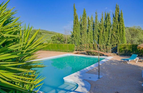 Estepa House | Nice home in Estepa with WiFi