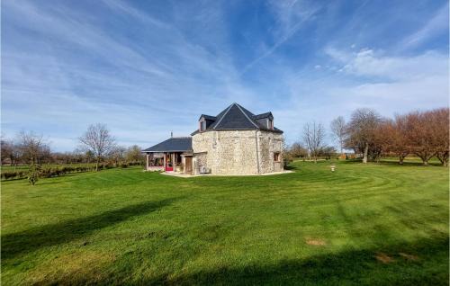 Morainville-Jouveaux House | Nice Home In Morainville Jouvaux
