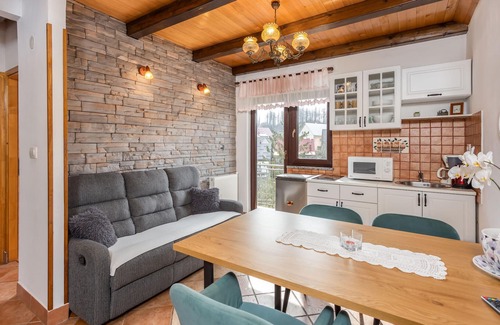 Fuzine House | Nice home in Fuzine with kitchen