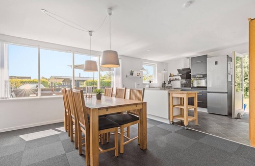 Grena Strand House | Nice home in Grenaa with WiFi