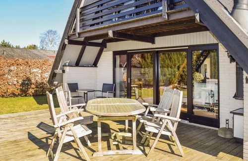 Haslevgarde House | Nice home in Hadsund with sauna