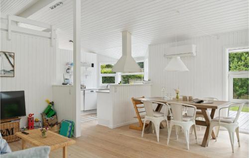 Hornbaek House | Nice Home In Hornbæk With Wifi