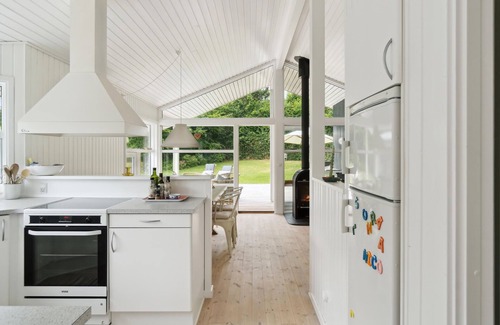 Hornbaek House | Nice home in Hornbæk with WiFi