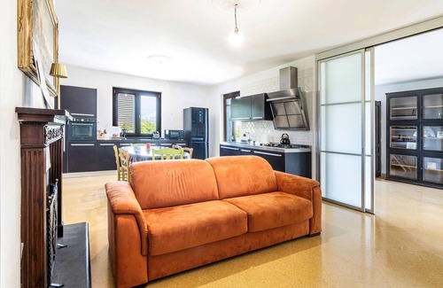 Giffoni sei Casali House | Nice home in Giffoni Sei Casali