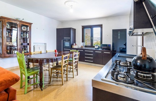 Giffoni sei Casali House | Nice home in Giffoni Sei Casali