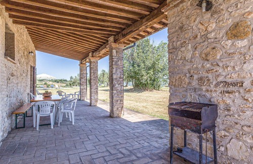 Gualdo Cattaneo House | Nice home in Gualdo Cattaneo PG