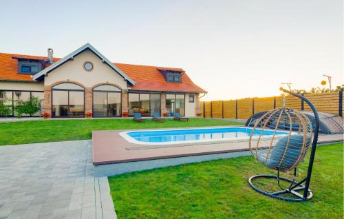 Karanac House | Nice Home In Karanac With Sauna