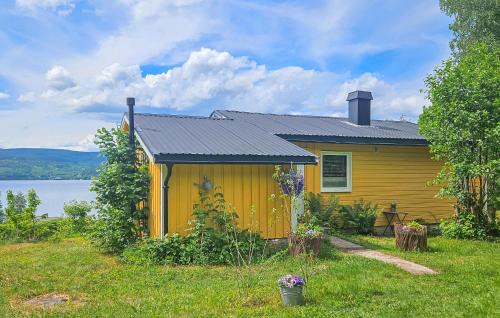 Spikkestad House | Nice Home In Klokkarstua With Wifi
